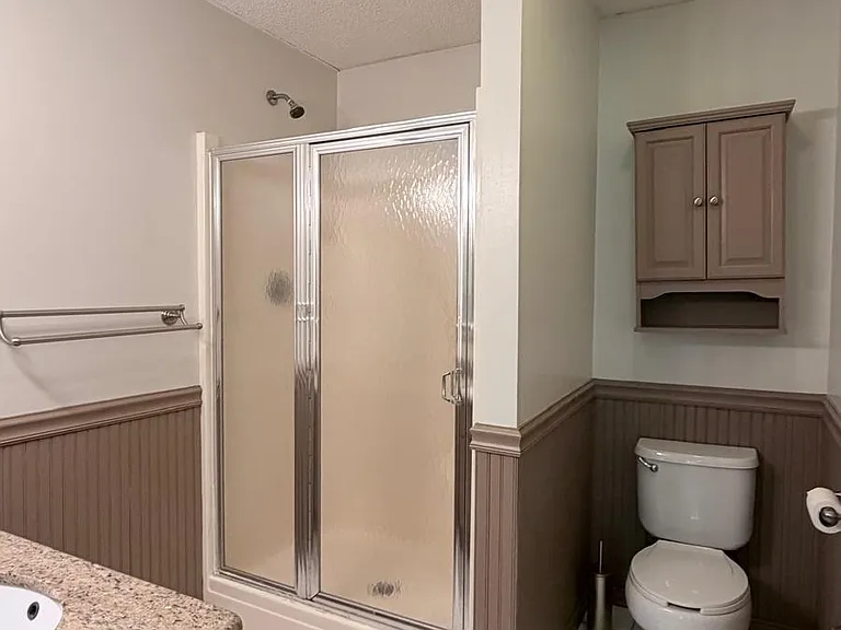 3409 Whitney Ave #6 — Photo 18