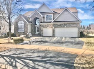 2245 Exeter Ct, Aurora, IL 60503