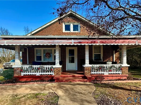 1347 N Main St, Chase City, VA 23924