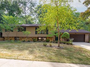 628 Oak Park Blvd, Cedar Falls, IA 50613