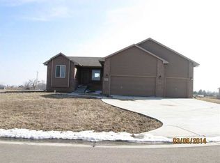 1919 E Violet Ct, Andover, KS 67002
