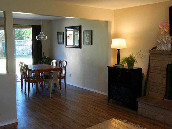 5th image of 403 E 21st Ave