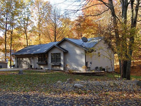2nd image of 9365 Spartan Ln
