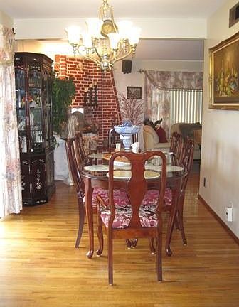 3rd image of 8255 E Marshall St