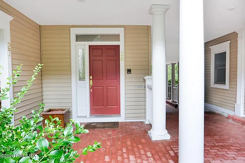 51 Forest Ave Photo 1
