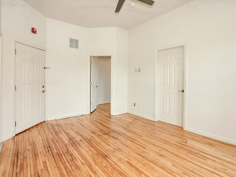 409 Vermillion St #2 — Photo 4