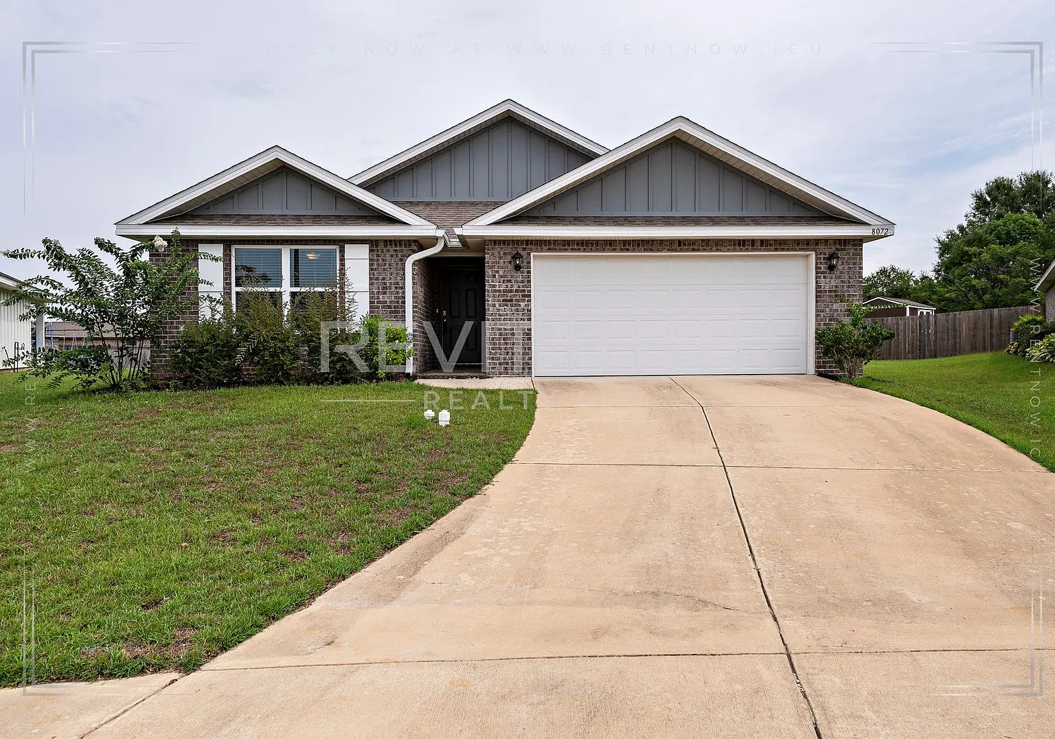 Beautiful 4-Bedroom Smart Home with Resort-Style Amenities in Daphne! — Photo 1