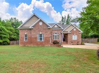 6395 Nc 705 Hwy, Robbins, NC 27325