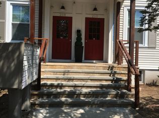 208 Waterman St APT 1, Providence, RI 02906