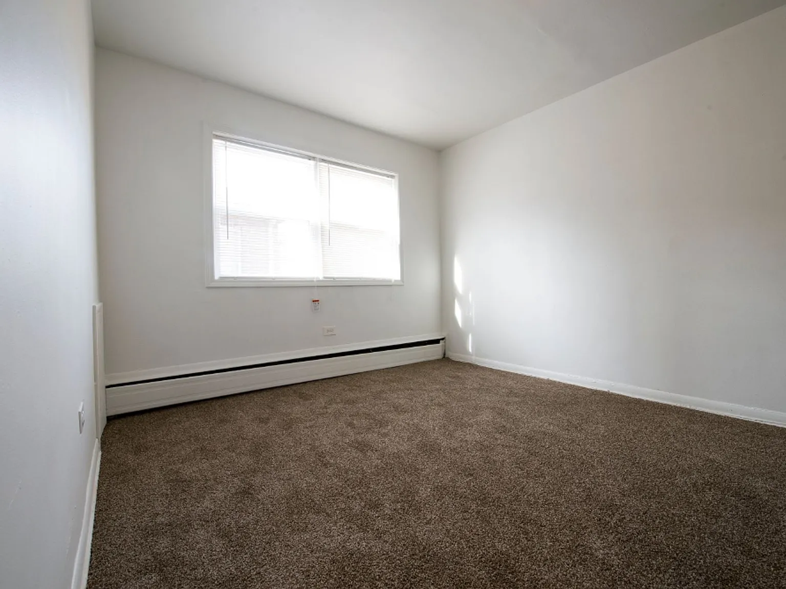 5018 W Jackson — Photo 2