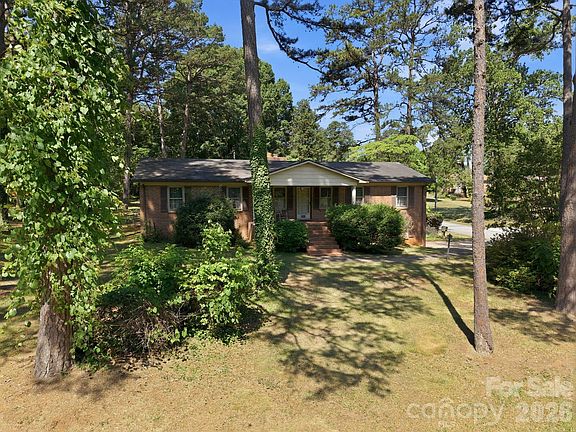 2nd image of 1001 Faith Rd