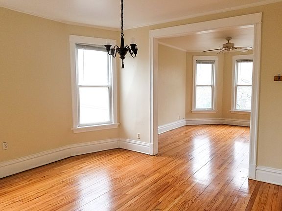 5th image of 2414 W Winnemac Ave #2