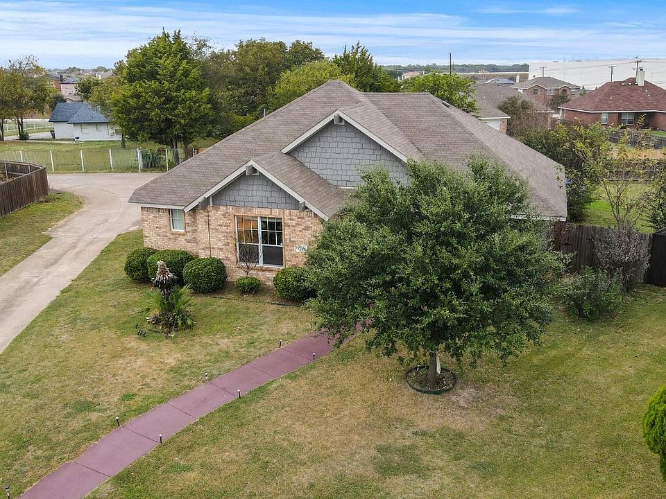1390 Roan Dr, Lancaster, TX 75134 Zillow