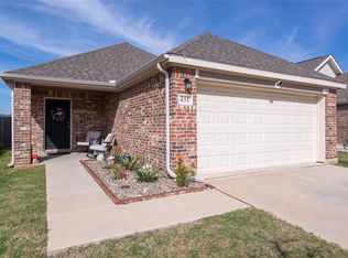 431 Woodhouse Way, Everman, TX 76140