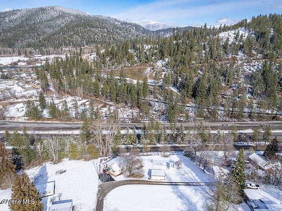 2nd image of 49 Adams Rd