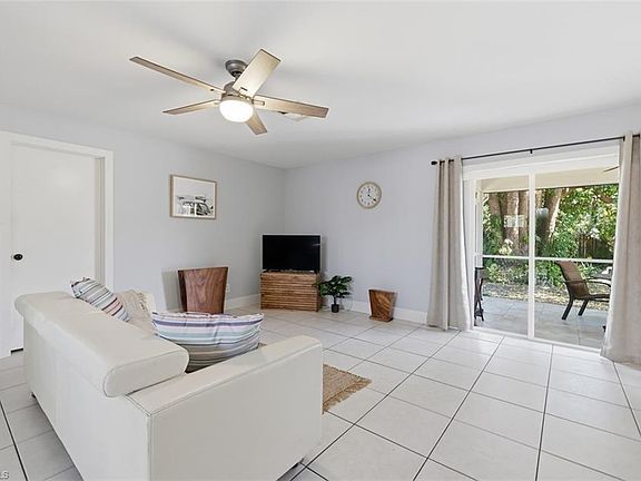 4th image of 26920 Spanish Gardens DR