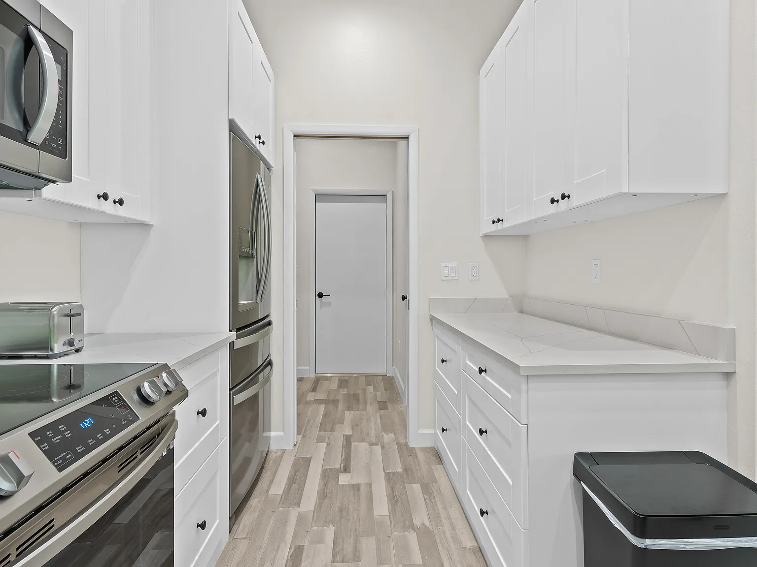 2420 Valentine Street - 1 — Photo 3