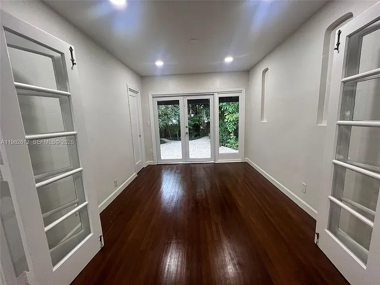 1900 Tigertail Ave #1 — Photo 15
