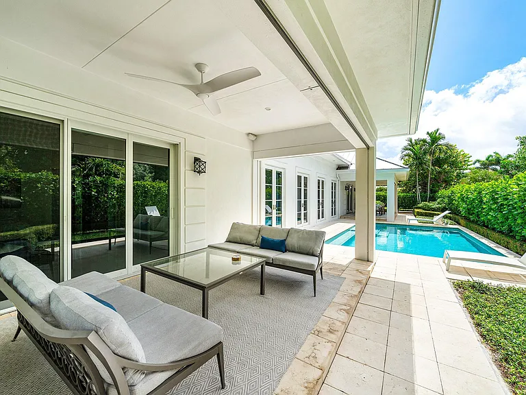 106 Beachway Dr — Photo 25