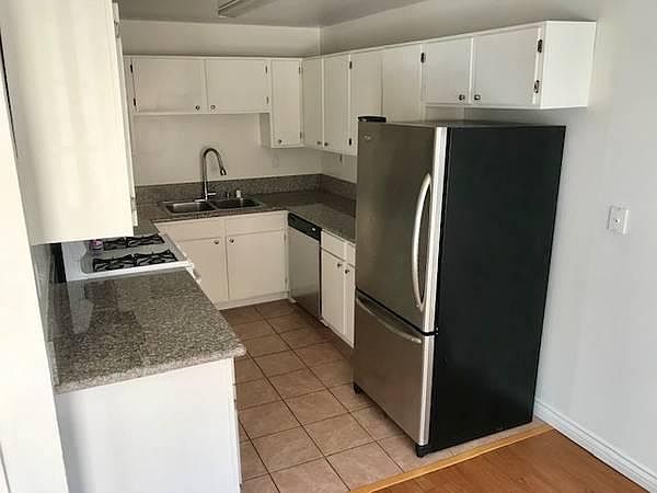 1st image of 346 S Wilton Pl APT 103