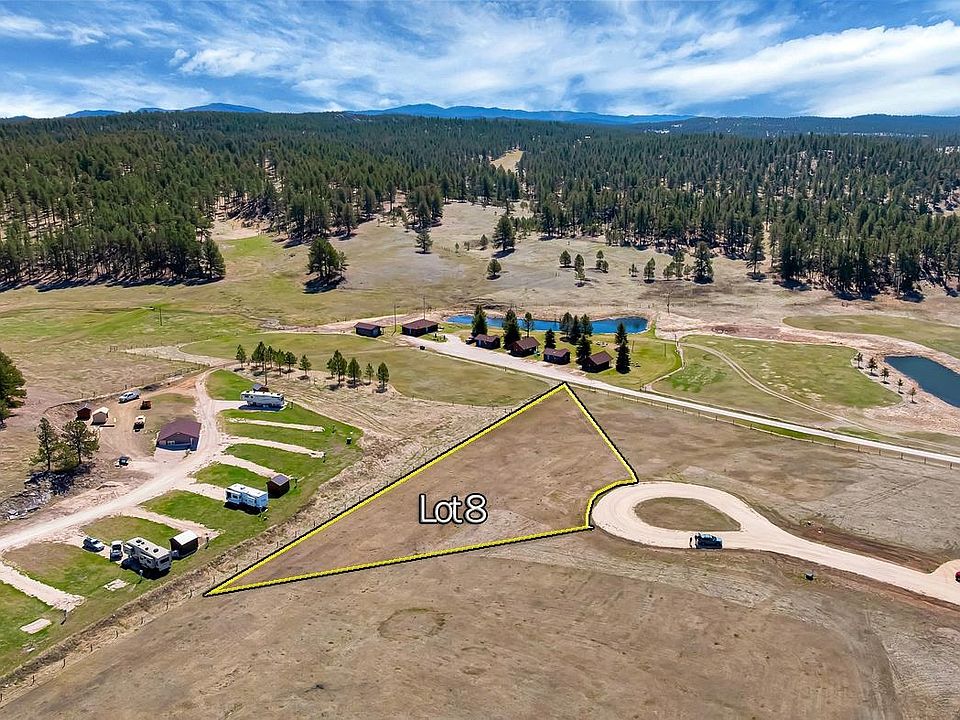 1st image of 8 Pleasant Valley Rd