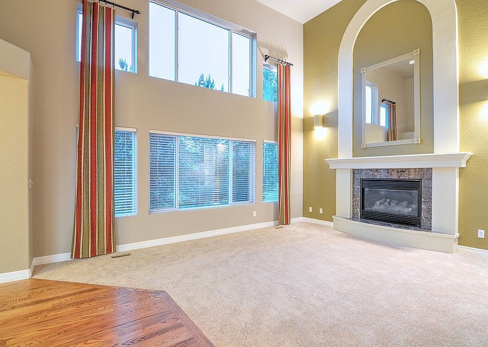 2nd image of 2739 W 36th St