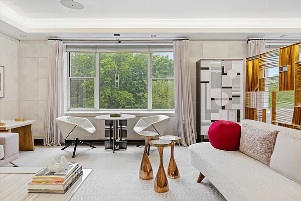 Sold by Compass | media 17