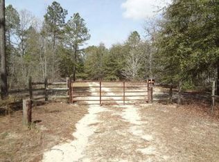 201 Deloach Rd, Pembroke, GA 31321