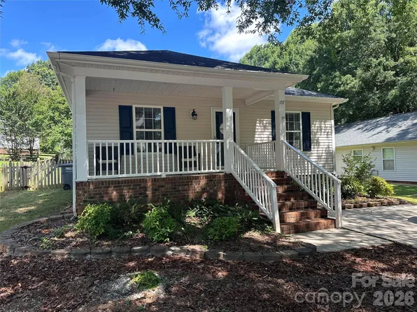 107 Watson St, Belmont, NC 28012