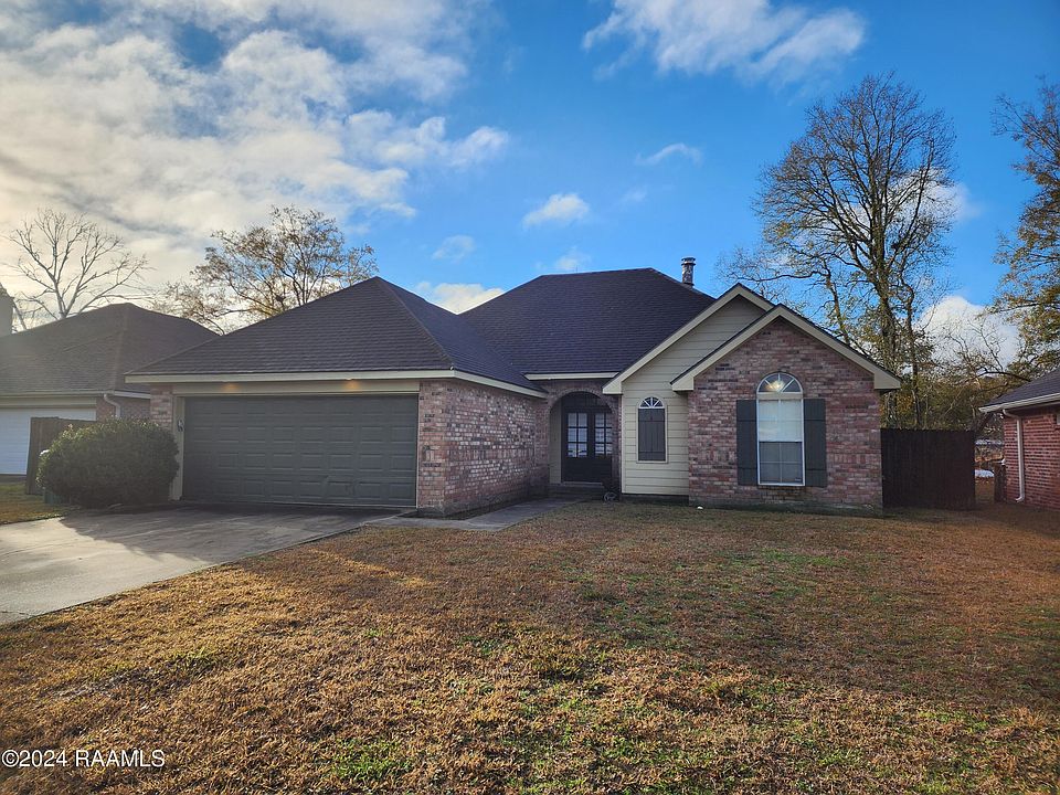 1st image of 218 Crest Cir