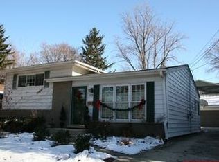 119 N Park Blvd, Glen Ellyn, IL 60137