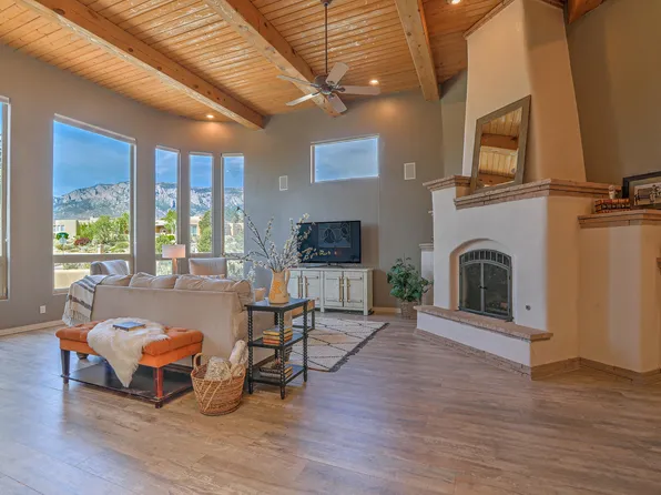 13404 Red Yucca Ave NE, Albuquerque, NM 87111