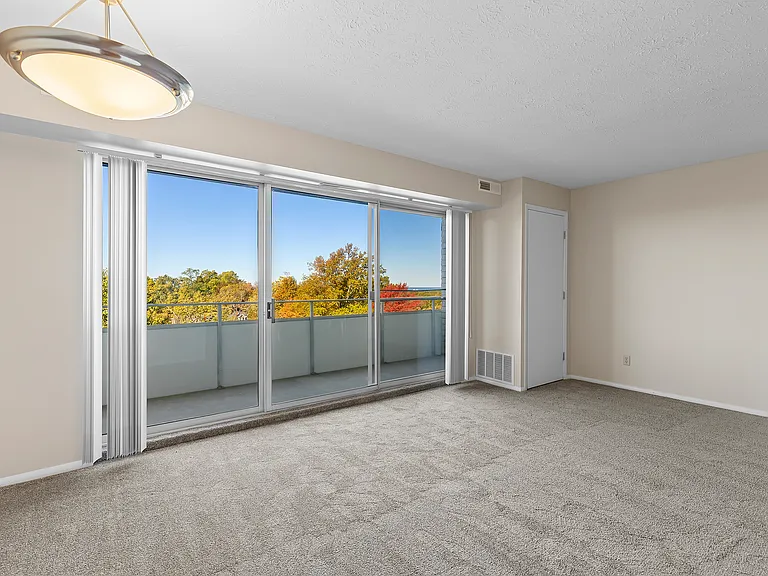 Concord Apartments — Photo 4