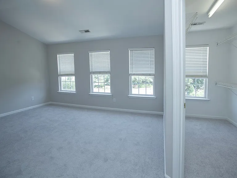 102 Chandler Chase Ct — Photo 22
