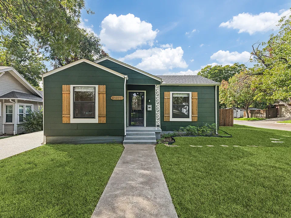 3625 El Campo Ave
