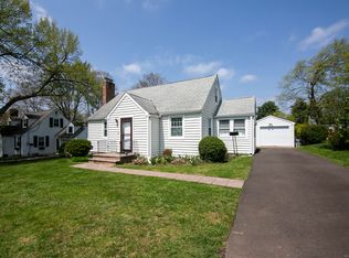 36 Goodale Dr, Newington, CT 06111