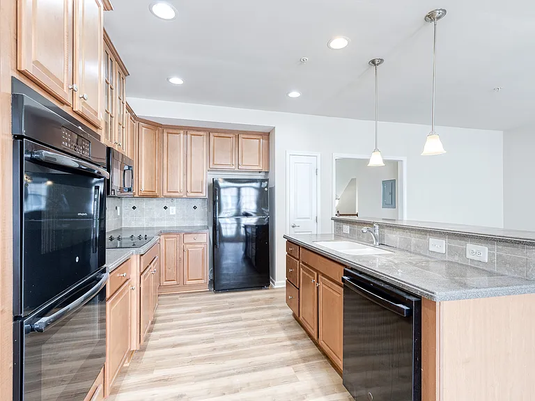 365 Chessington Dr — Photo 13