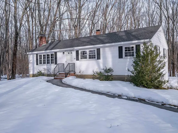 77 Walker Road, Atkinson, NH 03811