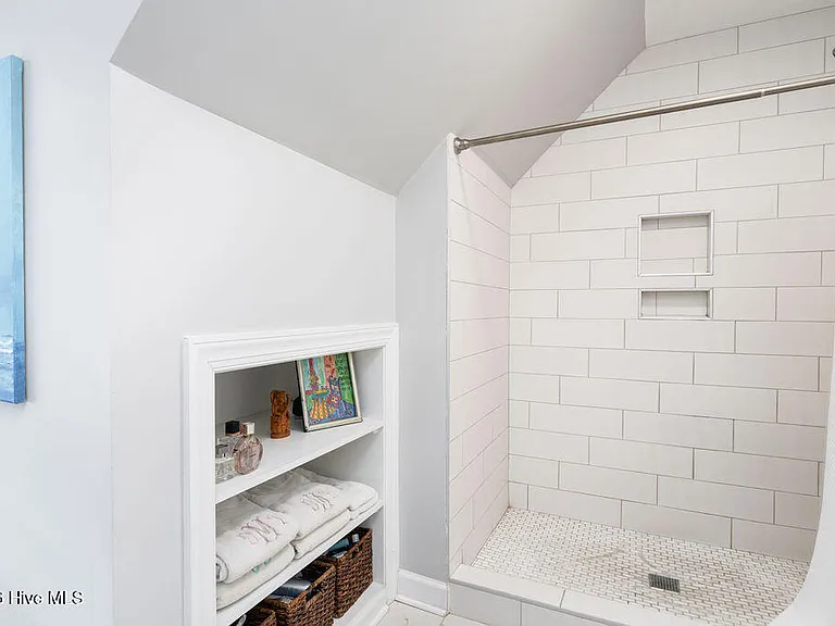 7009 Northbend Rd — Photo 19