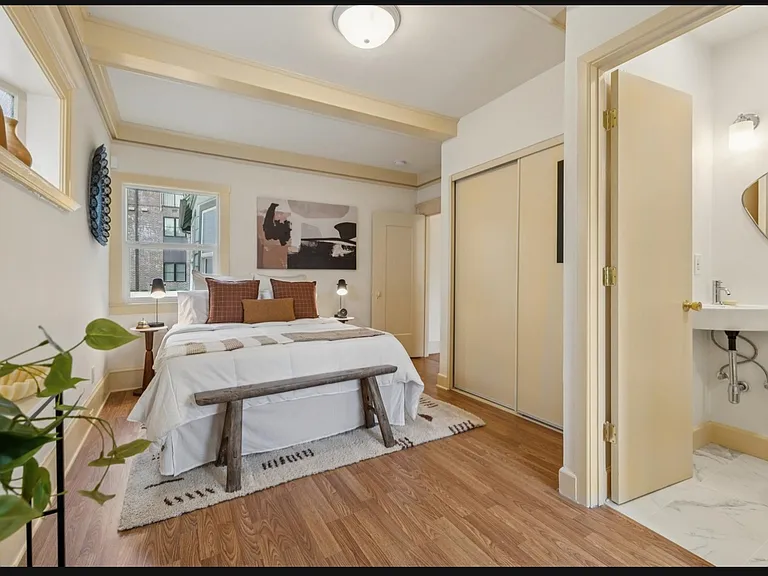 2834 Summit St #2834 — Photo 14