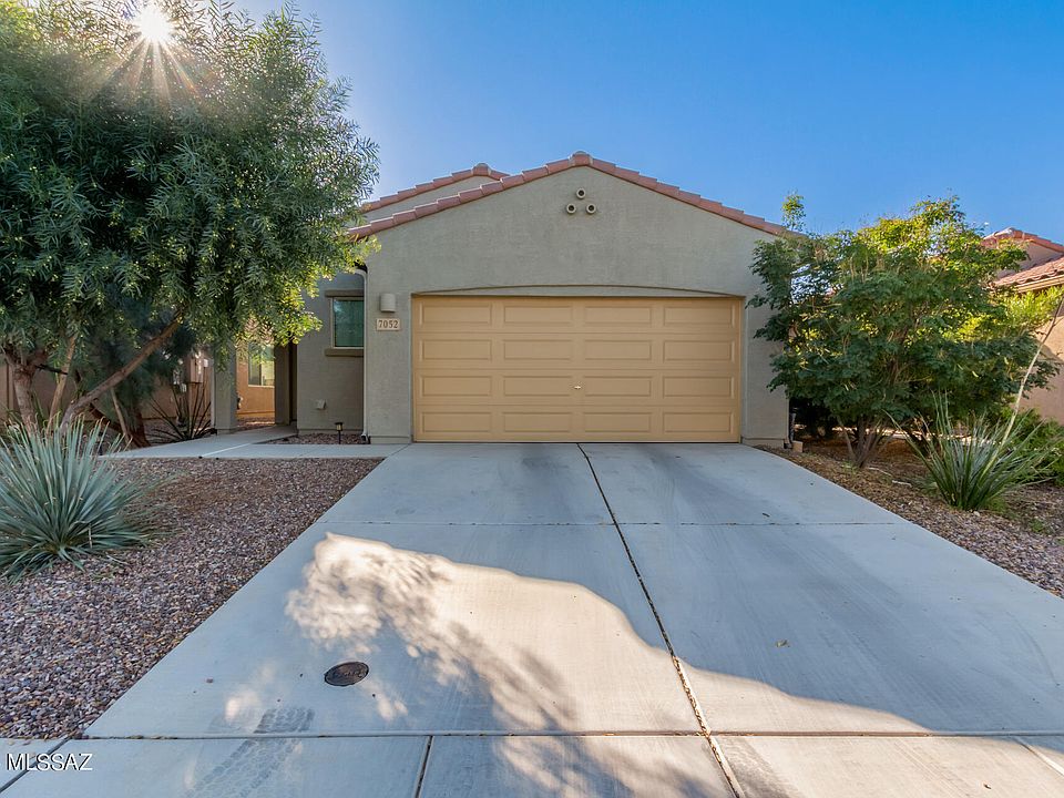 1st image of 7052 E Calle Arco Iris