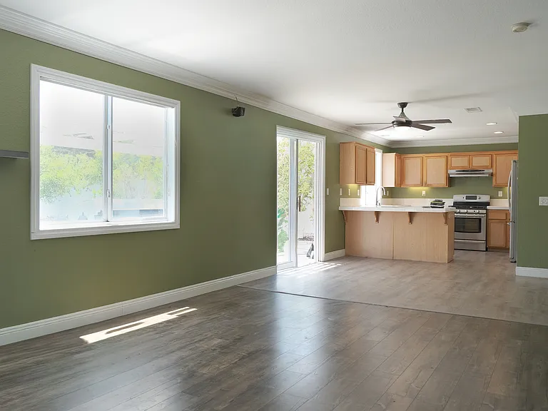 3537 Maguire Rd — Photo 13