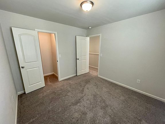 4th image of 3818 Miller Dr