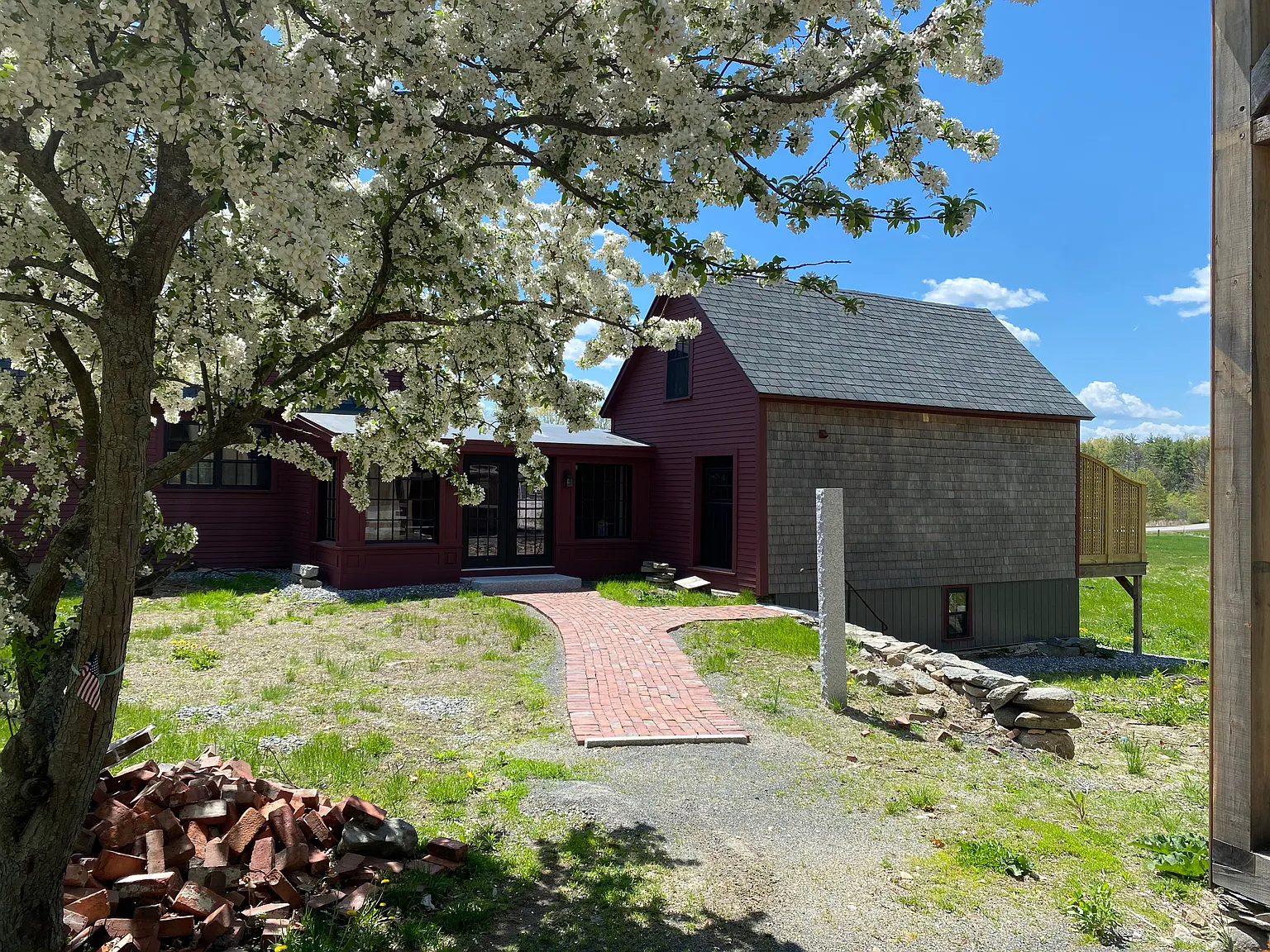 3 bed, 2.5 bath, 2000 sqft, $4,500 — Photo 2
