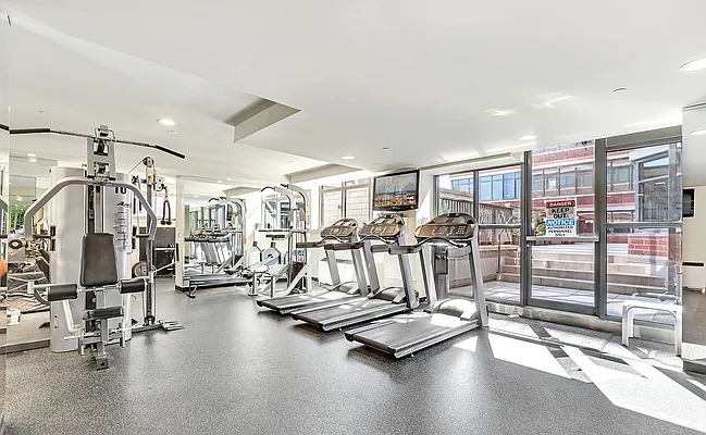 Rented by Oxford Property Group | media 28