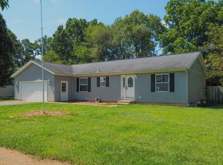 1114 Blossom Dr, Three Rivers, MI 49093