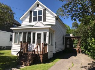 961 Maple St, Sault Sainte Marie, MI 49783