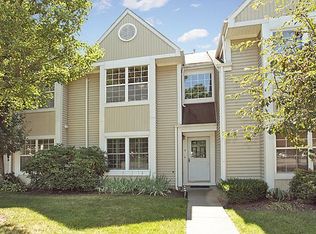 4 Creekside Cir, Spring Valley, NY 10977