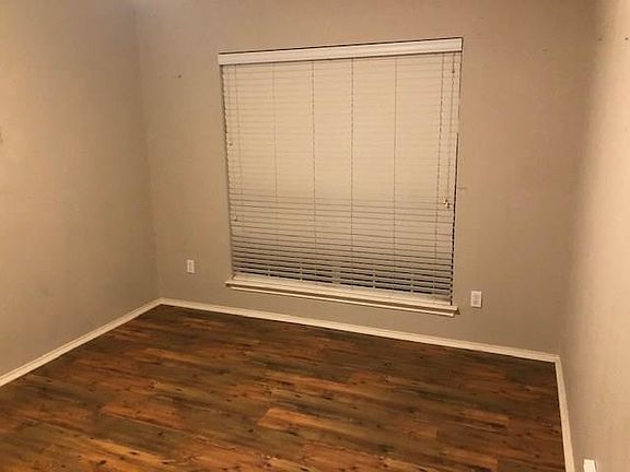 2nd image of 1407 Catalina Dr