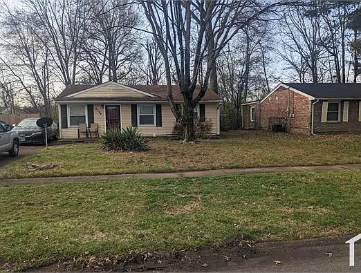 3 bed, 880 sqft, $1,450 — Photo 1